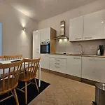 Apartamento Kastel Luksic *