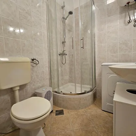 Kastel Luksic Apartmán